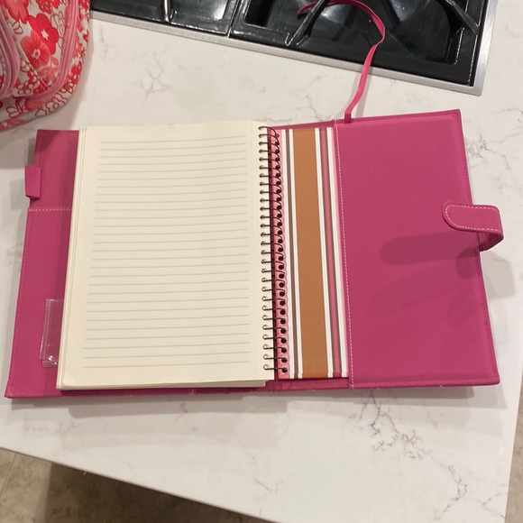 Pink diary - Picture 5 of 5